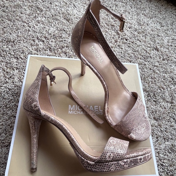Michael Kors Heels - Picture 1 of 4